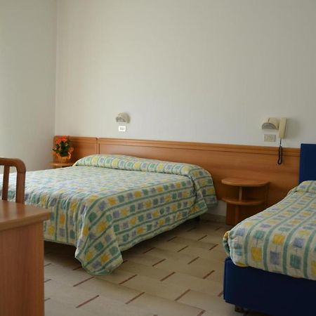 Hotel Zani Cervia Esterno foto