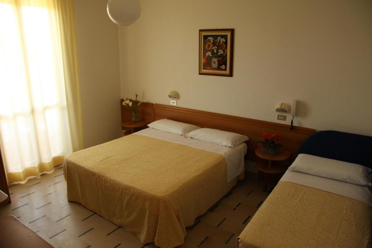 Hotel Zani Cervia Esterno foto